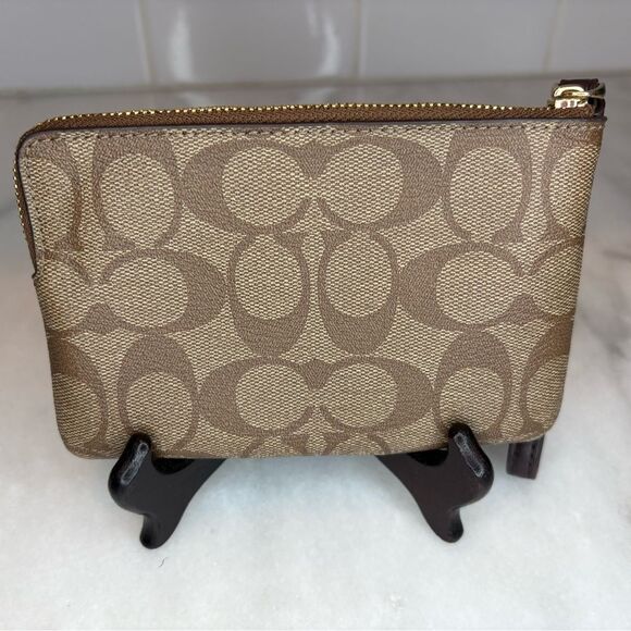 Coach Wristlet Bag Purse Leather Signature Brown and Tan Pouch Wallet - Picture 3 of 11
